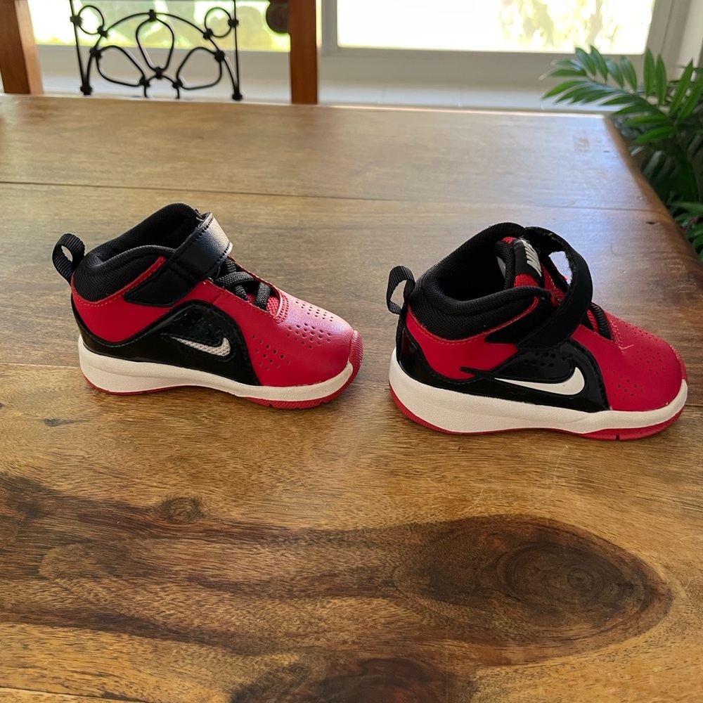 Toddler Nike shoes